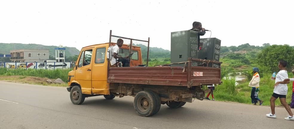 Plastic for rice exchange campaign  in Koidu, Sierra Leone comes to an end